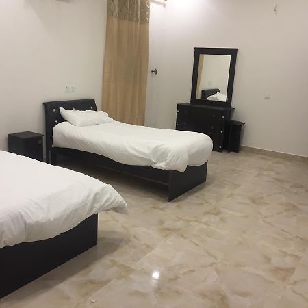 Al Sondos Furnished Apartments 아바 외부 사진